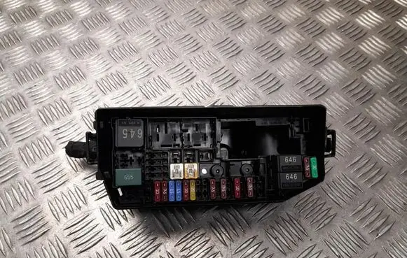 Skoda Fabia Mk4 (6VA) Fuse box set 2Q0927165A