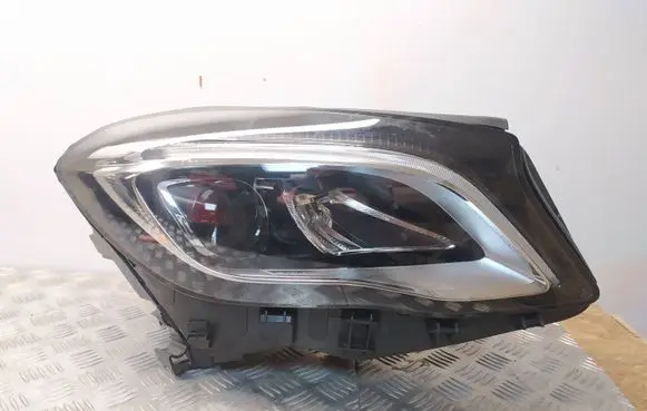 Mercedes-Benz GLA W156 Headlight/headlamp A1569067000 LE15A6360 ZGS0005