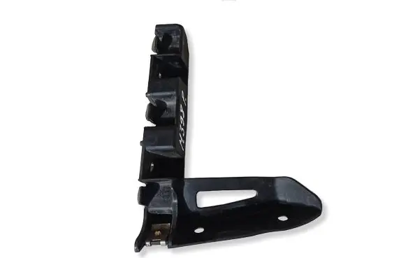 Audi TT TTS Mk2 Front bumper mounting bracket 8J0807184B