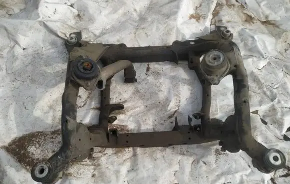 Mercedes-Benz ML W164 Front subframe