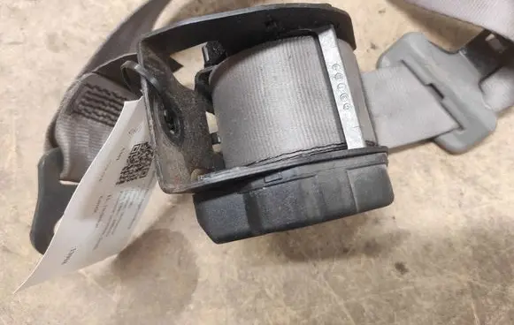 Citroen C5 Rear seatbelt 33012844 96235577GW