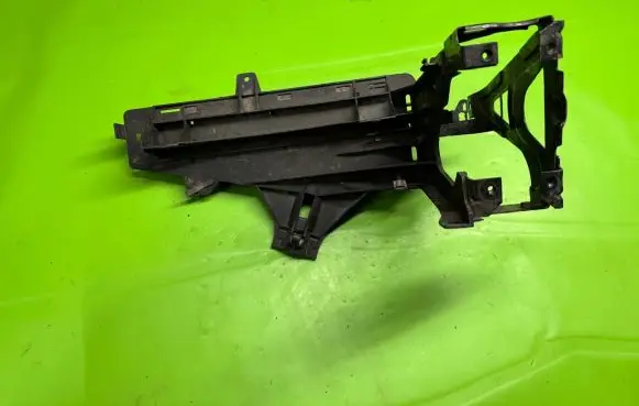 BMW 7 F01 F02 F03 F04 Headlight/headlamp mounting bracket 110715710 7184160