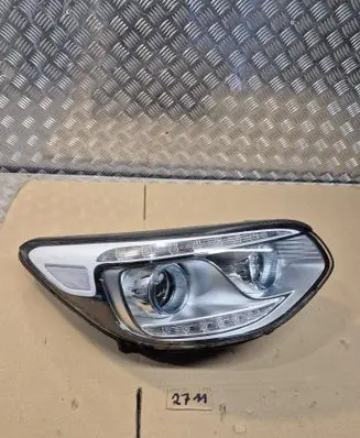 KIA Soul Headlight/headlamp 92102