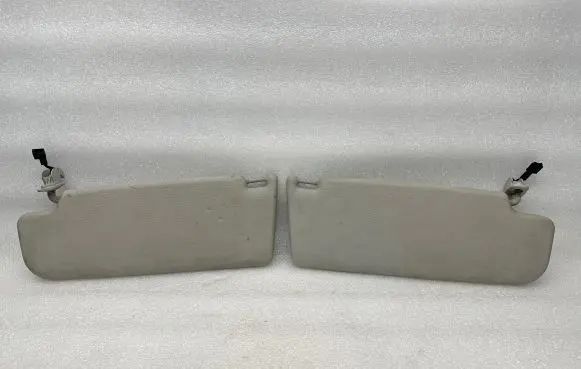 Volkswagen PASSAT B5.5 Sun visor 3B0857551A