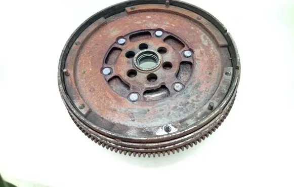 Volkswagen PASSAT B5.5 Flywheel 058105266H