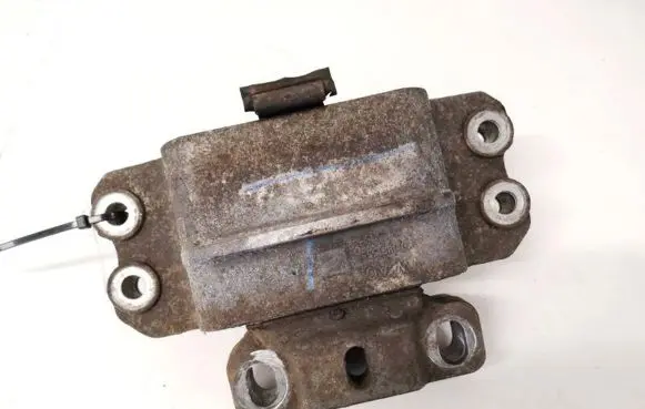 Volkswagen Golf VI Engine mount bracket 1k0199555