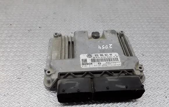Volkswagen Touran I Engine control unit/module 03G906021MM 0281014044