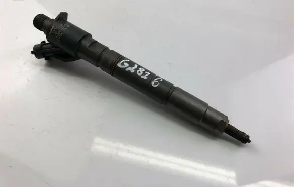 Volvo XC60 Fuel injector 31272690 G2826
