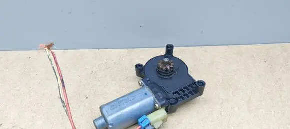 Mercedes-Benz ML W163 Front door window regulator motor 