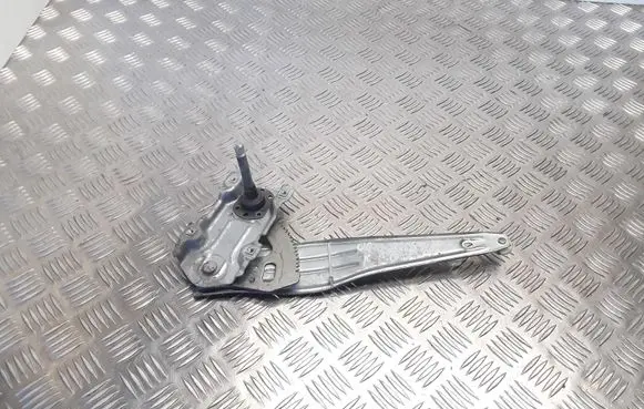 Rear door manual window regulator
