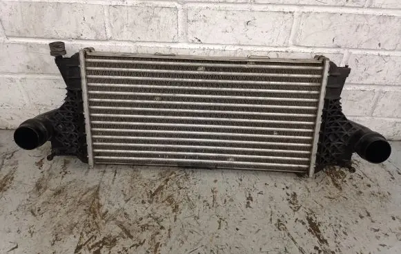 Mercedes-Benz ML W166 Intercooler radiator A0995002600