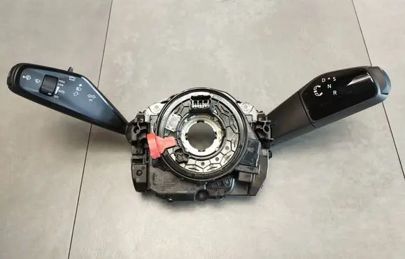 Volkswagen Tiguan Headlight wiper switch 1EE953507M