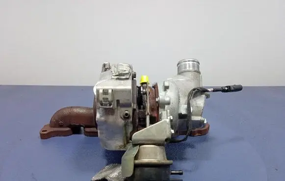Volkswagen PASSAT CC Turbo system vacuum part 04L253010T