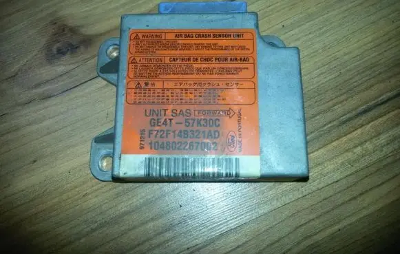 Mazda 626 Airbag control unit/module ge4t57k30c f72f14b321ad