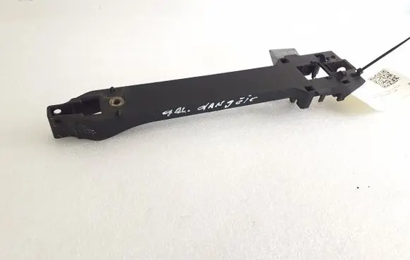 Hummer H3 Loading door exterior handle/bracket 