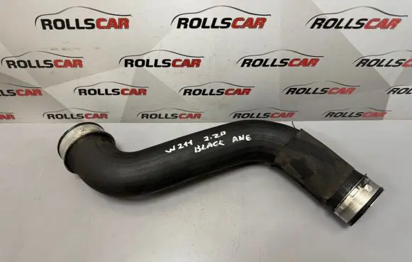 Mercedes-Benz E W211 Intercooler pipe mounting bracket 