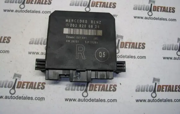 Mercedes-Benz C W203 Door control unit/module 2038206626