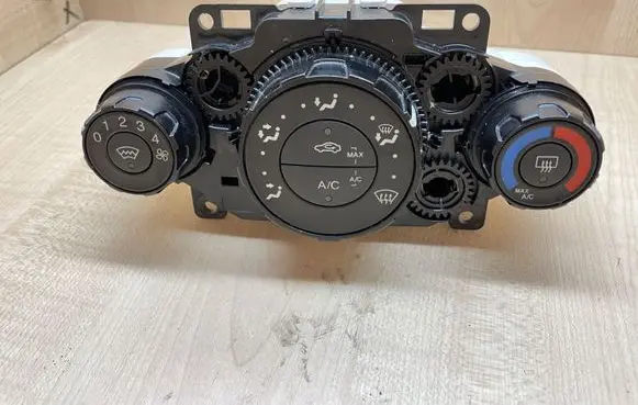 Ford Fiesta Climate control unit 8A6919980 8A6118549 8A6119980FQ