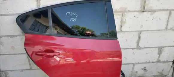 Ford Focus Rear door