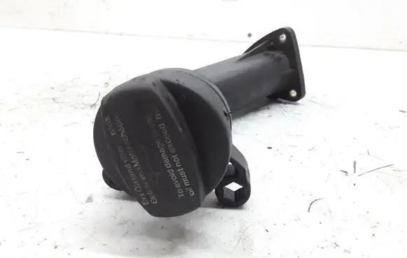 Mercedes-Benz A W168 Oil fill pipe A6680160029