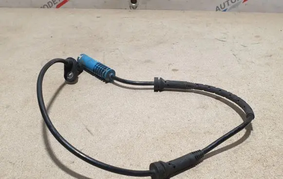 BMW X1 E84 ABS brake wheel speed sensor 6784991 34526784991 0265008240
