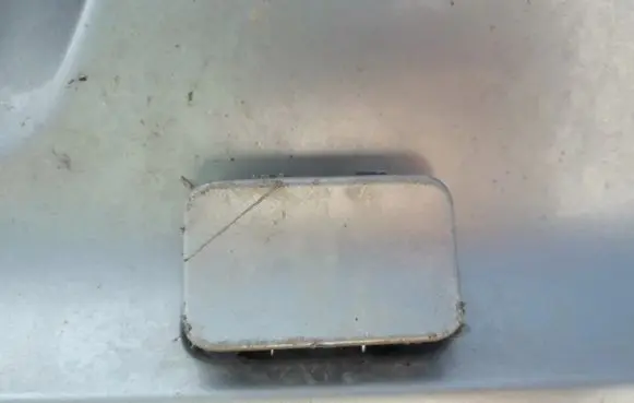 Peugeot 607 Rear bumper row hook cap/cover 