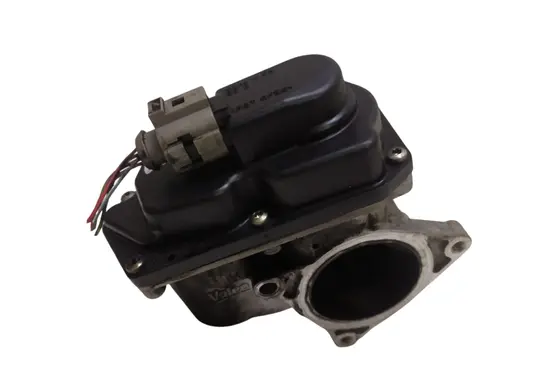 Audi A4 S4 B8 8K EGR valve VASV29007935 16770036