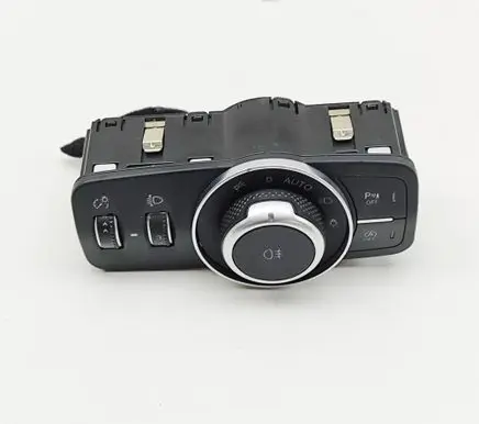 Alfa Romeo Giulia Light switch 156132318 01561323180