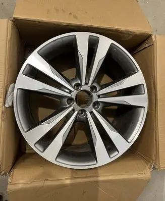 Mercedes-Benz S W222 R19 alloy rim A2224011402
