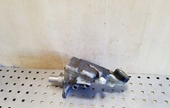 Ford Focus Master brake cylinder AV612140J 03355814973