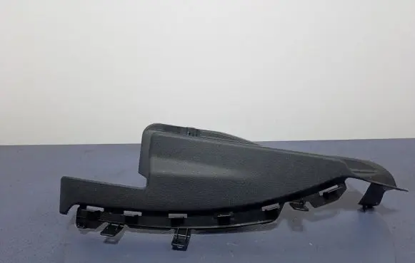 BMW 1 F40 Other sill/pillar trim element 7448227