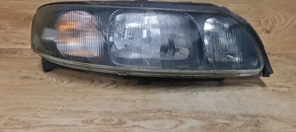 Volvo S60 Headlight/headlamp 8662598