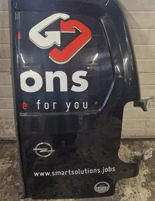 Opel Combo E Front door