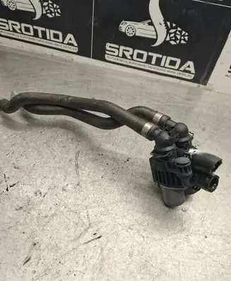 Mercedes-Benz E W210 Coolant heater control valve 0018307884