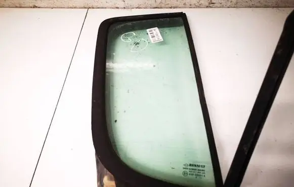 Renault Modus Rear vent window glass AS2 8200337988