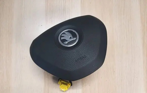 Skoda Fabia Mk3 (NJ) Dashboard 6V0880201F