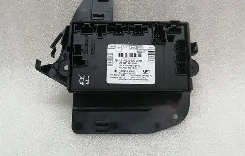 Mercedes-Benz S W221 Front door A2219007501