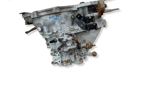 Mitsubishi Outlander Manual 5 speed gearbox W5M421Z4B1