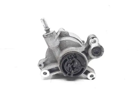 Volvo V50 Vacuum pump D1651C210067
