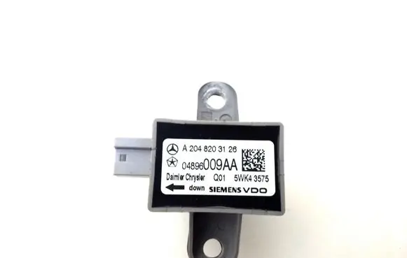 Mercedes-Benz C W204 Airbag deployment crash/impact sensor A2048203126