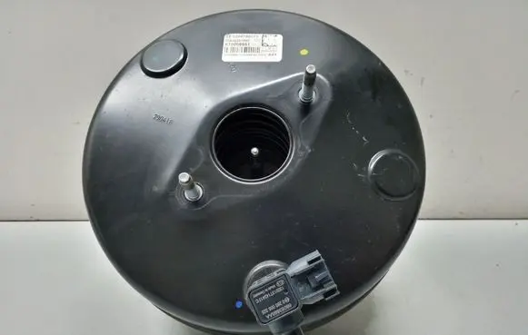 Maserati Quattroporte Brake booster 670006651