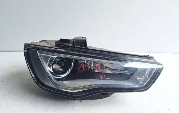 Audi A3 S3 8V Headlight/headlamp 8V0941006C 1EL01074027 01074027AE