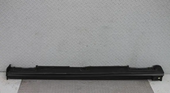 Mazda CX-30 Sill/side skirt trim LEWADFR551P51 DFR551P51
