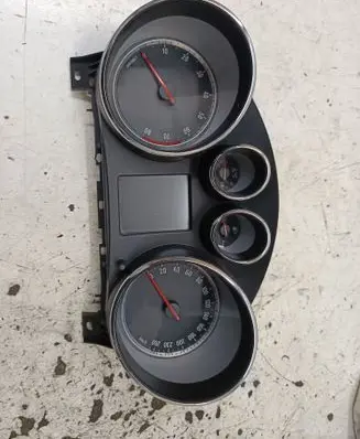 Opel Insignia A Speedometer (instrument cluster) 12844144