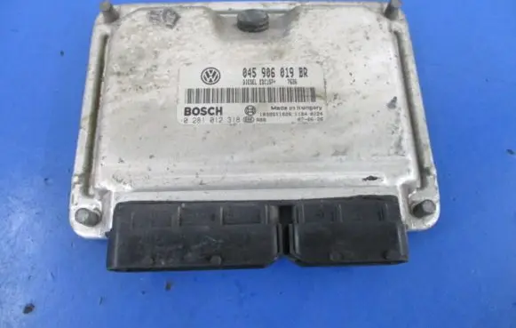 Skoda Fabia Mk2 (5J) Engine control unit/module ECU 045906019BR