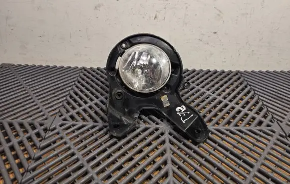 Toyota C-HR I Front fog light 90008497 15062018 8122002110