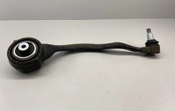Land Rover Discovery 5 Front lower control arm/wishbone JPLA3C256Bb