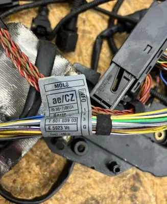 BMW 5 E60 E61 Engine installation wiring loom 7796110 E5923VC