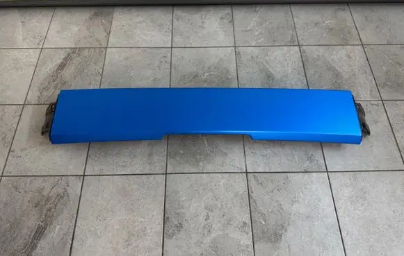 Tailgate/trunk spoiler