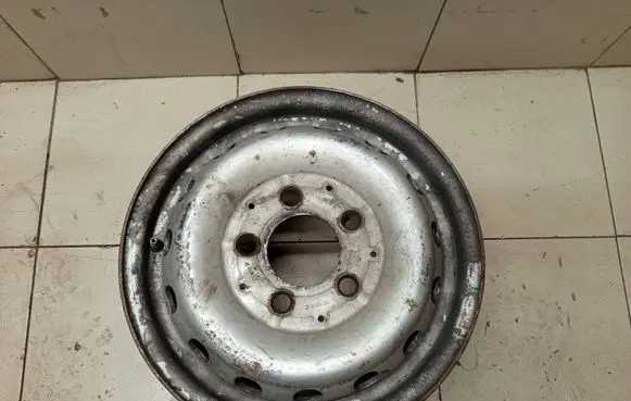 Mercedes-Benz Sprinter W901 W902 W903 W904 R15 steel rim 9024000002